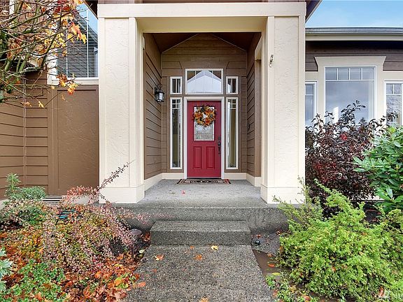 4th image of 1810 35th Street Pl SE