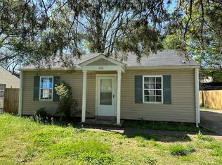 226 Burch Rd, Clarksville, TN 37042