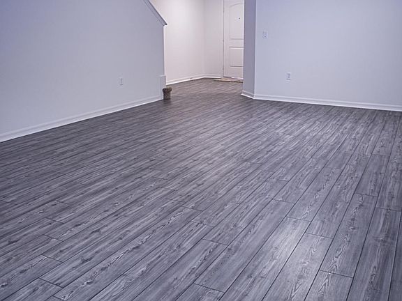 5th image of 1632 Ynford Cir