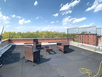 Rented by Tapiro Realty