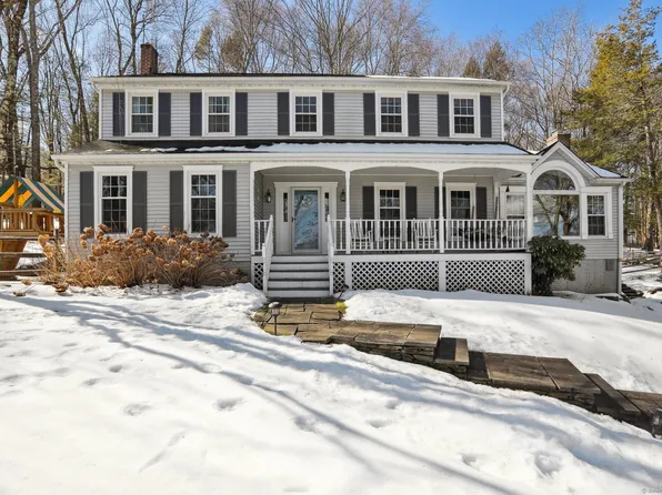 26 Colonial Ridge Drive, New Milford, CT 06755