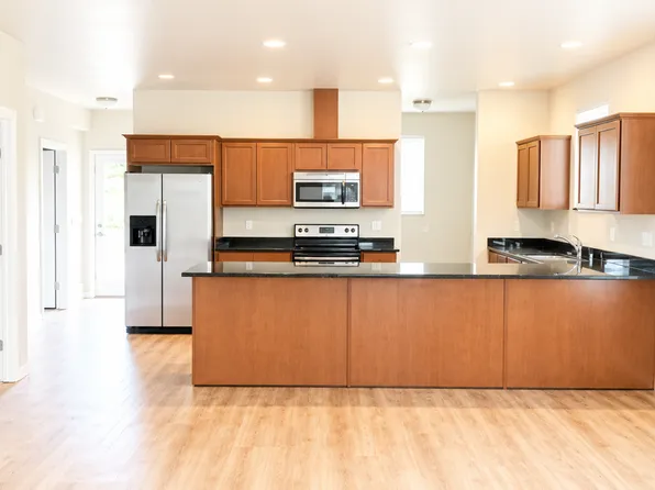 1631 Iron St, Bellingham, WA 98225