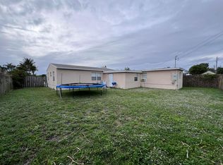 2112 Beech Rd, West Palm Beach, FL 33409