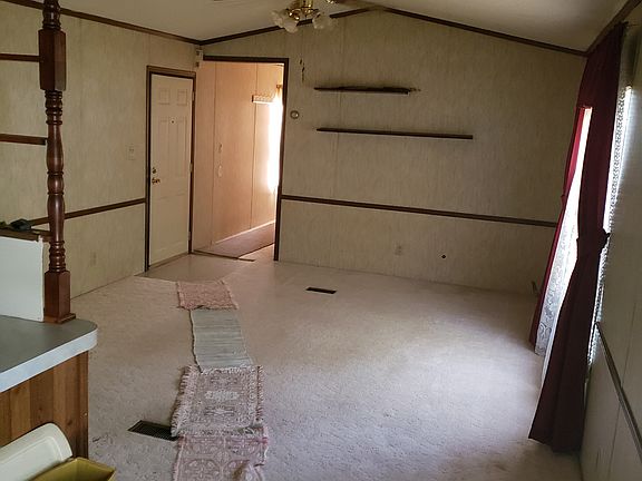 Livingroom 14x16 