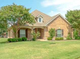 621 Comanche Cir, Shady Shores, TX 76208
