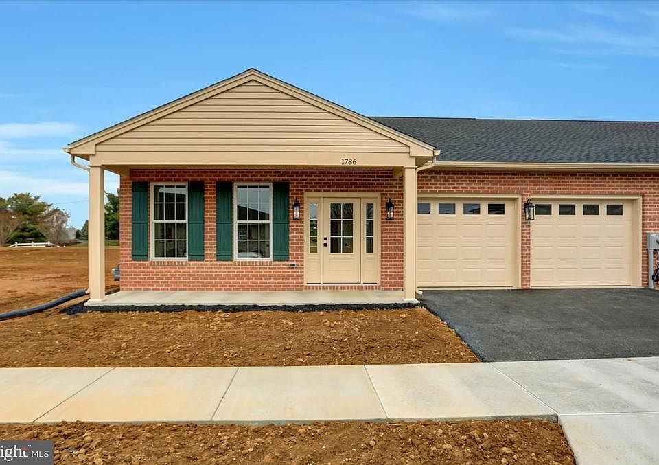 1st image of 1786 Meridian Dr Lot 32