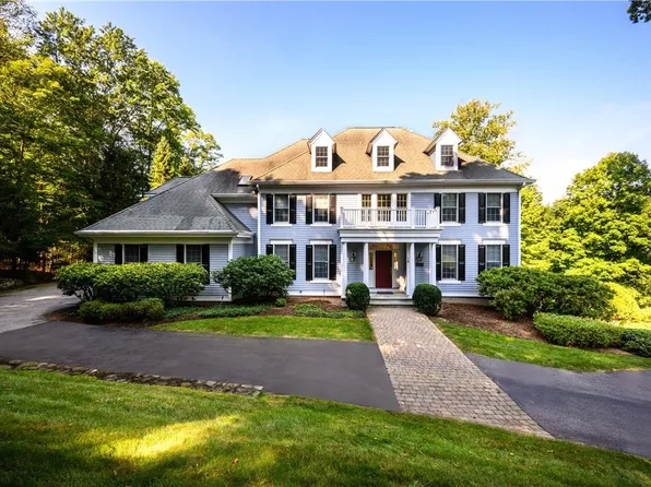 18 Greeley Court, Mount Kisco, NY 10549