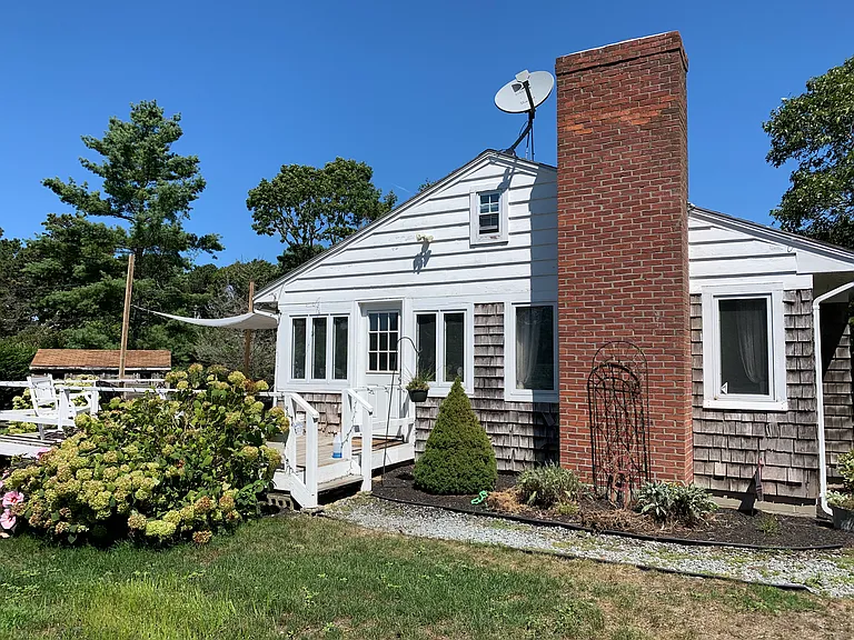 Edgemere Rd — Photo 15