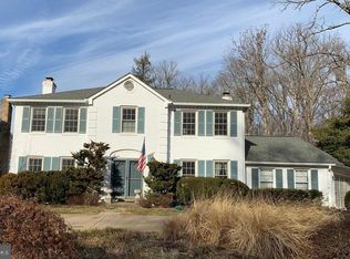 6030 Chesterbrook Rd, Mc Lean, VA 22101