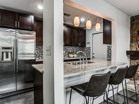 4th image of 2931 Shelby Ave #2931
