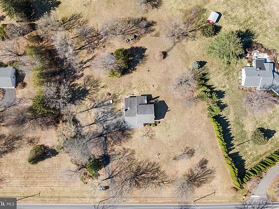 3rd image of [land] 536 Washington Crossing Rd