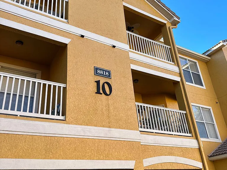 8818 Villa View Cir #207 — Photo 1