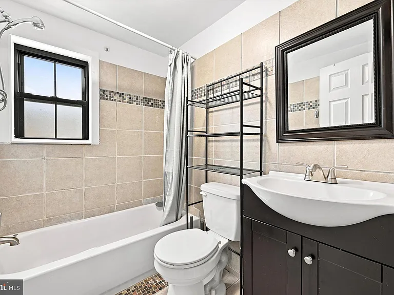 934 New Market St #2 — Photo 6