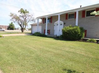 839 E 11th St, Mishawaka, IN 46544