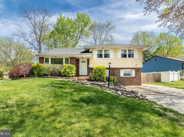 501 Douglas Dr, Cherry Hill, NJ 08034