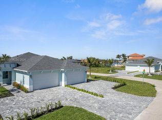 1105 SE 38th St, Cape Coral, FL 33904