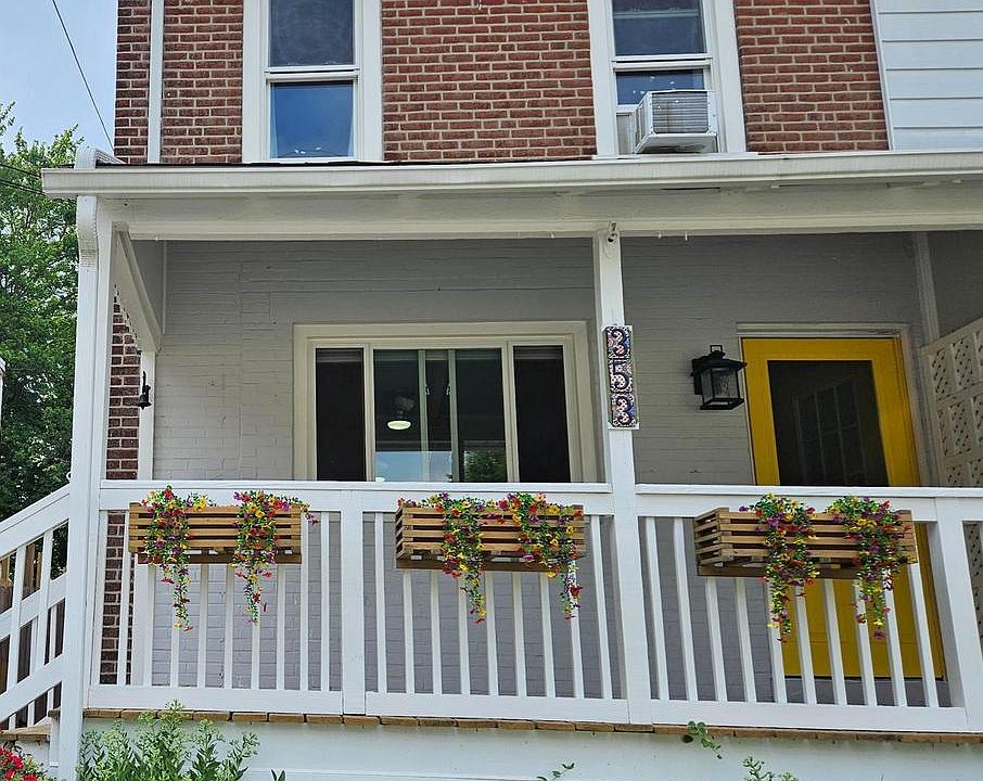Welcome to 353 Jefferson