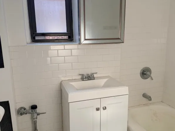 221 East 18th Street image 5 of 5