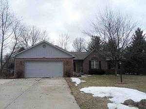 1st image of 203 Monterey Ct