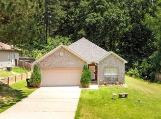 1228 Ridgecrest Dr, Benton, AR 72015