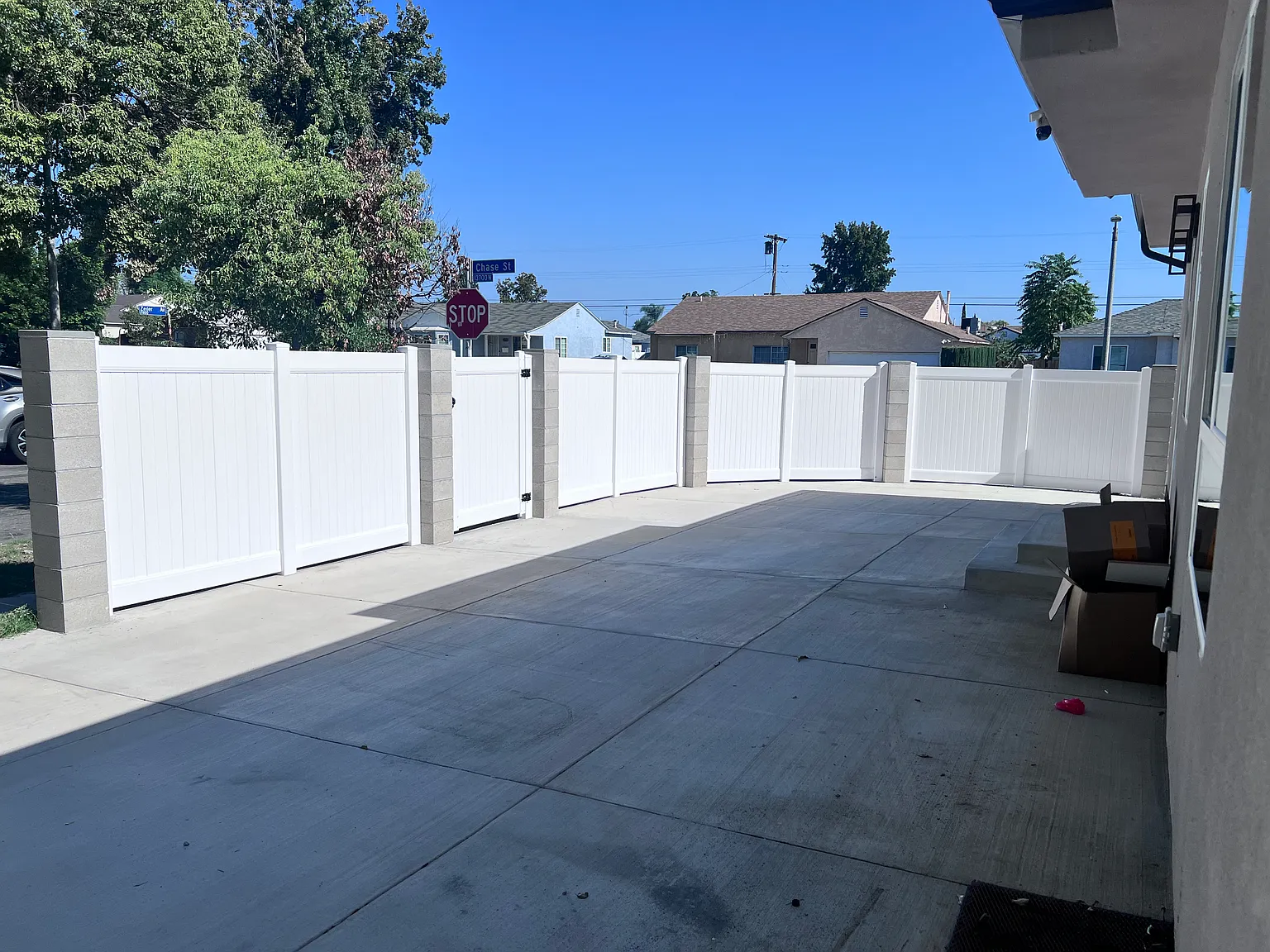 3 bed, 1170 sqft, $3,700 — Photo 2
