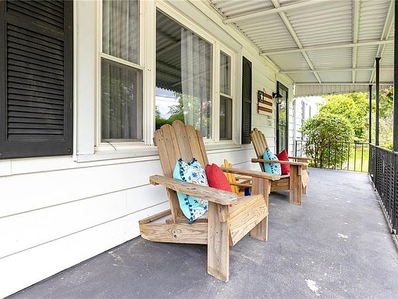 5th image of 723 Boyce St