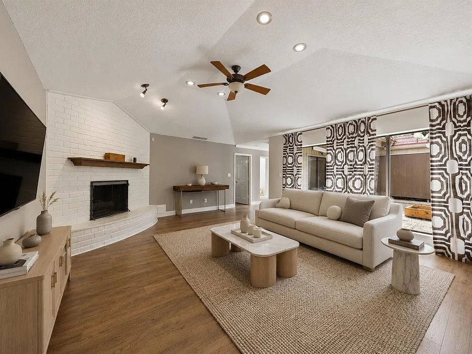 12210 Ravenmoor Dr