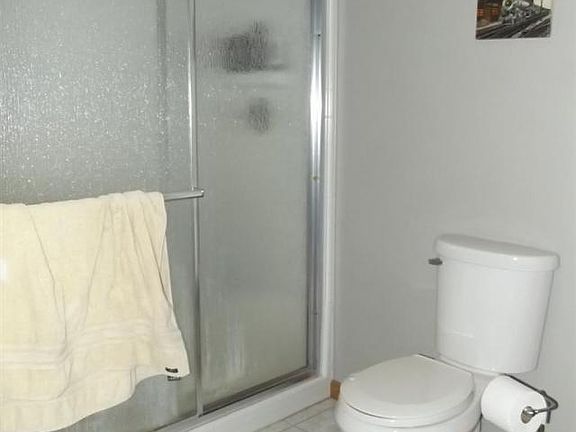 2nd image of 55092 Colby St