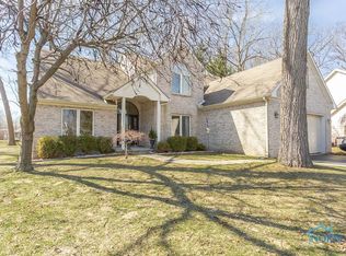 2341 Timber View Ct, Sylvania, OH 43560