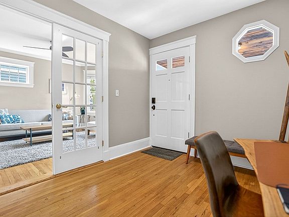 5th image of 54-54 Forest Hills St Suite 1
