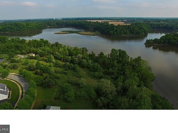 4th image of 92 Willow Grove Mill Dr #A