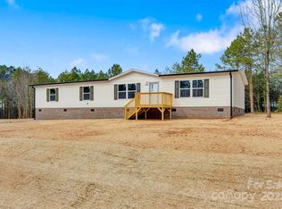 3365 34th Avenue Ct NE, Hickory, NC 28601