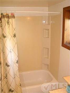 5th image of 2207 Pearney Ln
