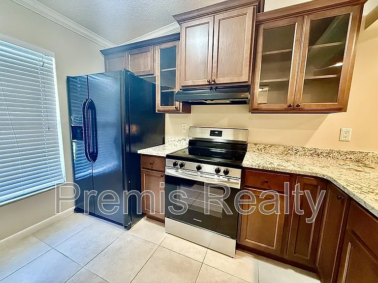 1271 Powderpuff Dr — Photo 9