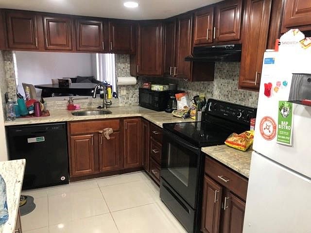430 Commodore Drive #310