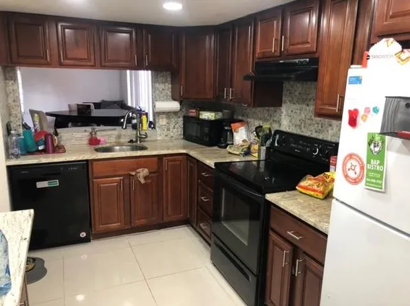 430 Commodore Drive #310, Plantation, FL 33325