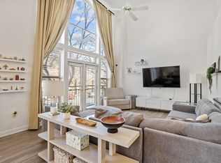 200 S Dawson St APT 104, Raleigh, NC 27601