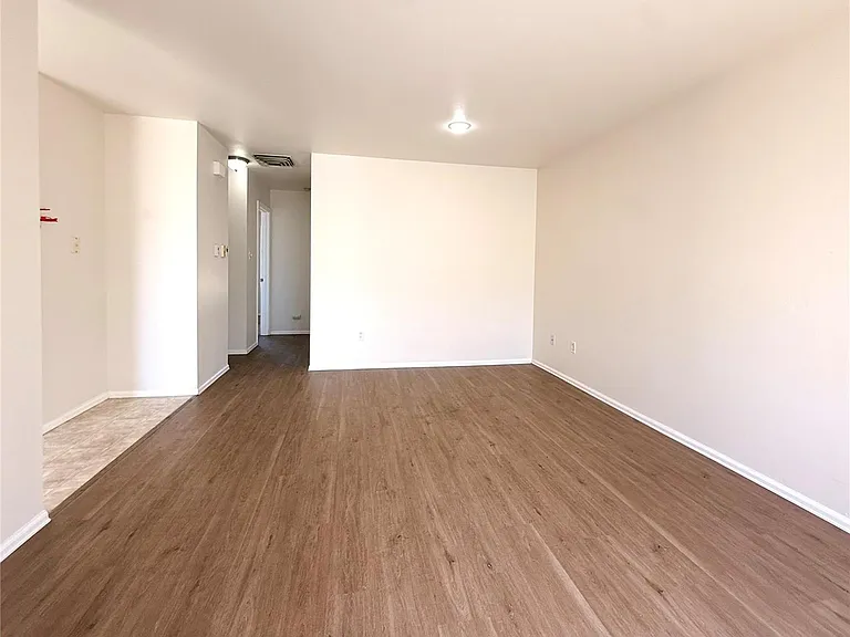 531 S Angus Ave #13 — Photo 16