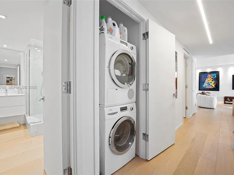 2301 Collins Ave #624 — Photo 14