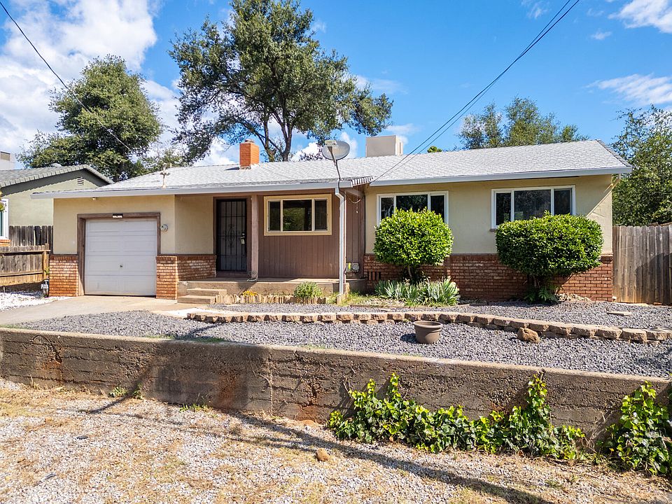 1st image of 1922 Vale Dr