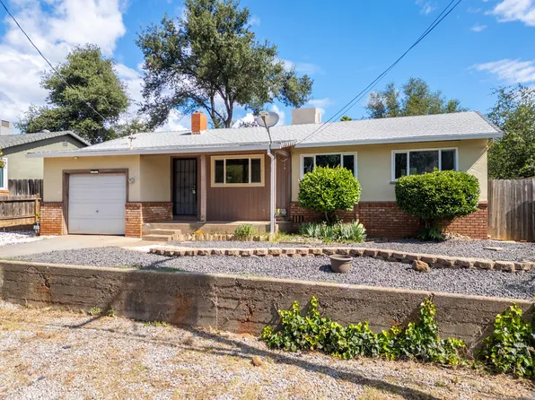1922 Vale Dr, Redding, CA 96002