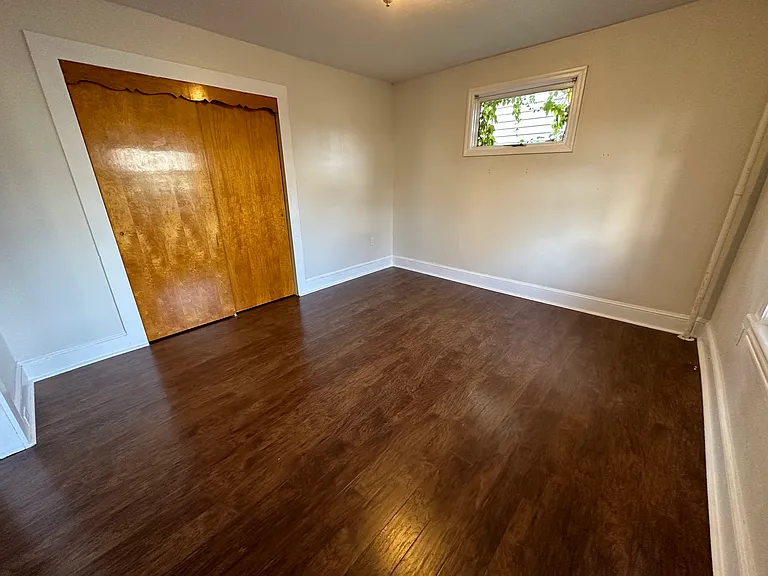 111 Mortimer St #1 — Photo 7