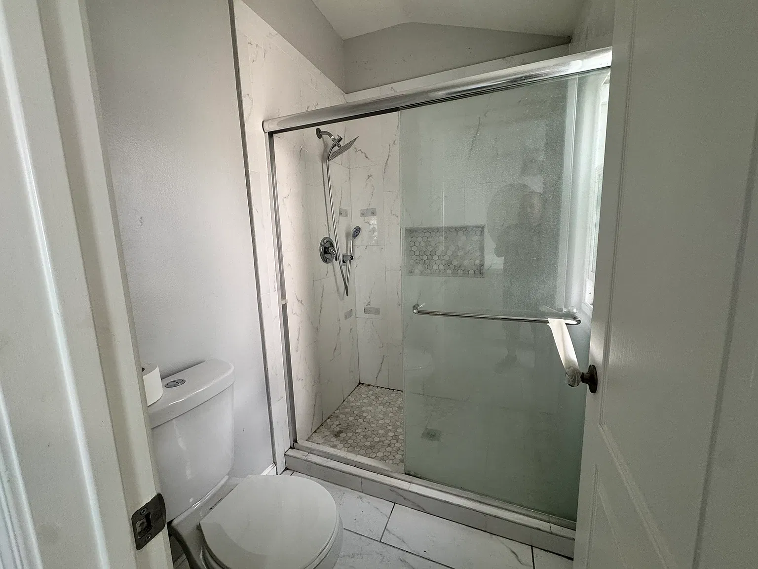 3 bed, 2.5 bath, 1529 sqft, $3,900 — Photo 1