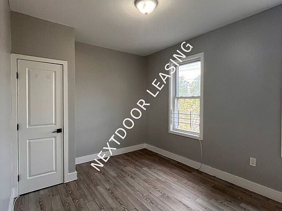 5th image of 88 Wallis Ave #3FM