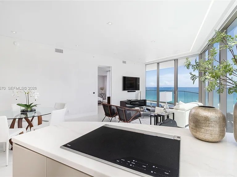 18975 Collins Ave #504 — Photo 7