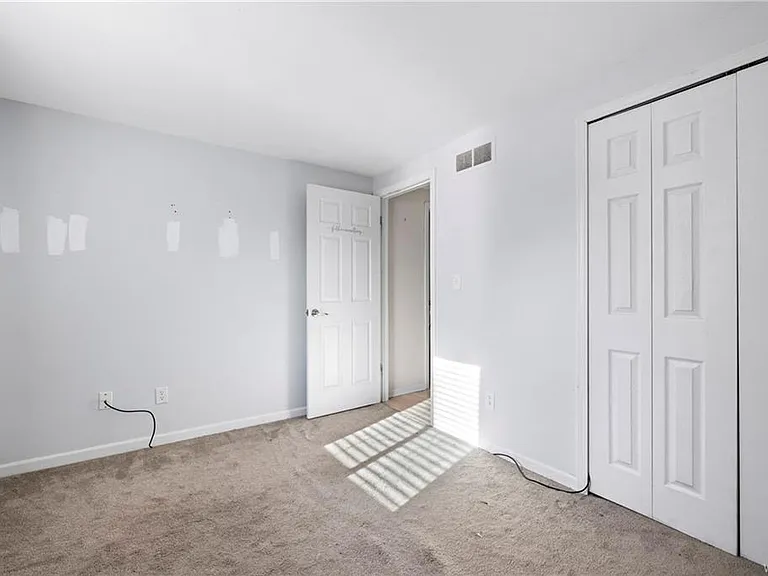80 Groton Dr #2 — Photo 8