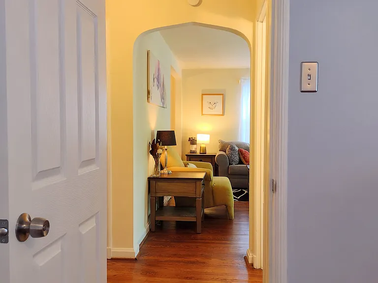 7145 Holly Hills Ave — Photo 10