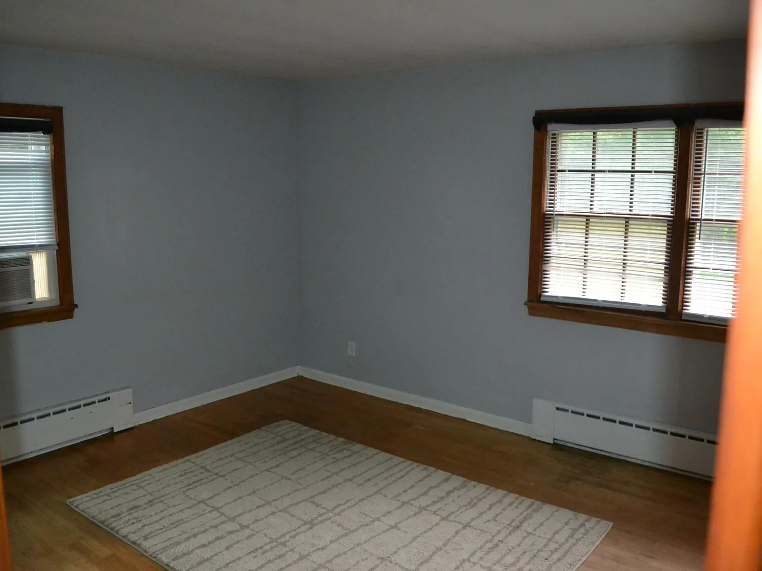 934 Norton Dr — Photo 4