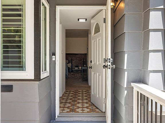 4th image of 335 E Robinhood Dr