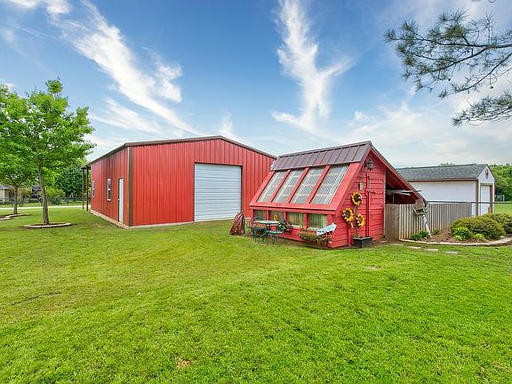 3rd image of 8416 Timber Meadow Dr